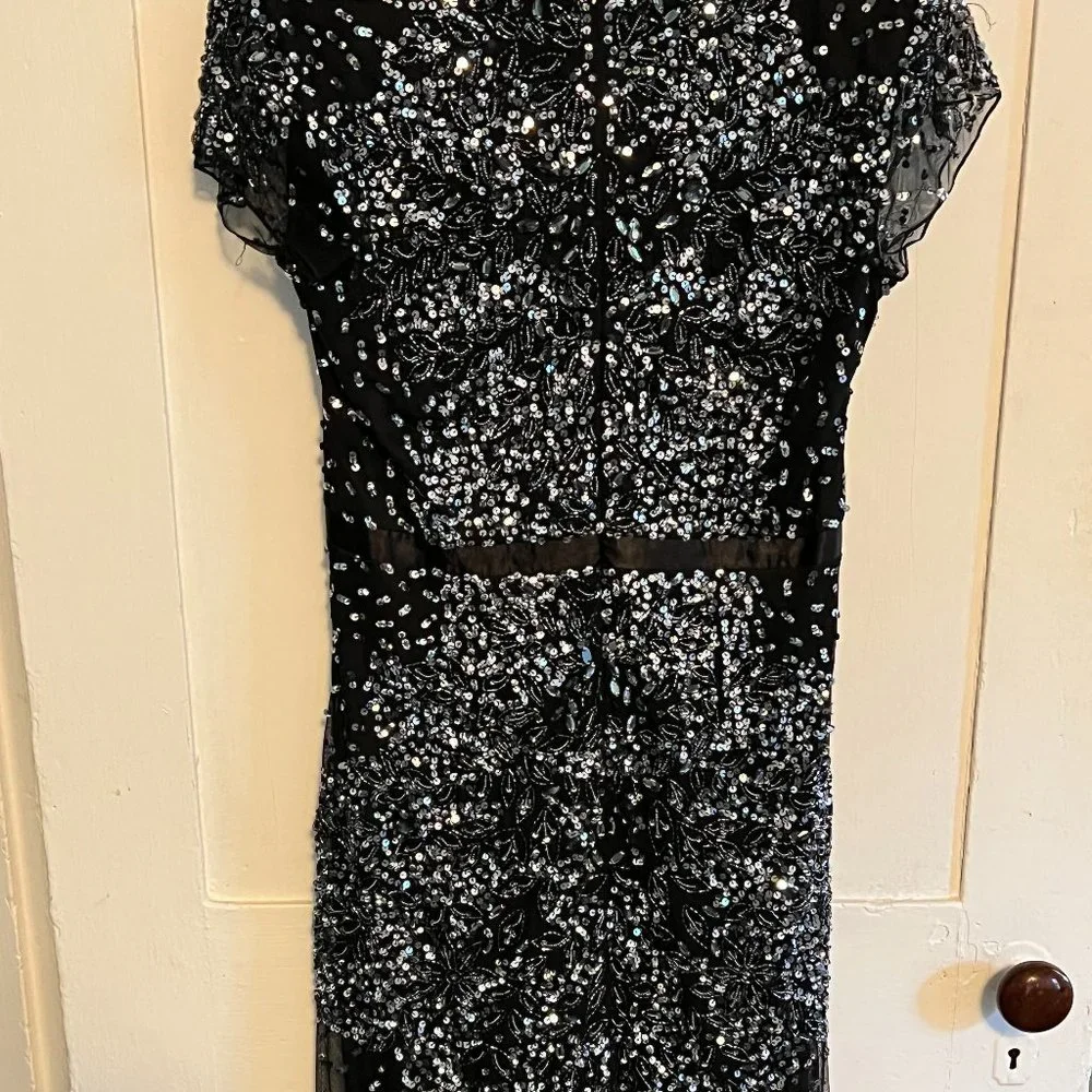 Formal Dress - Picture 2 of 6